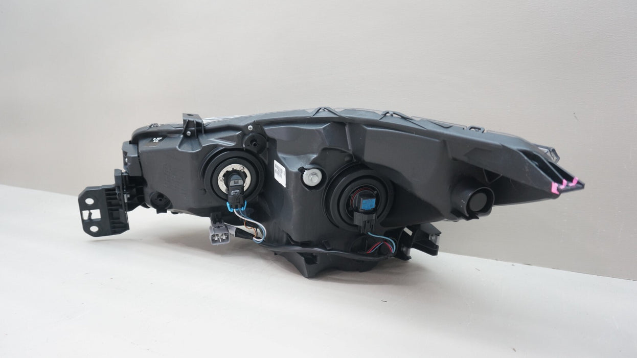 2018-2019 SUBARU LEGACY OUTBACK FRONT RIGHT SIDE HALOGEN WITH  LED HEADLIGHT OEM