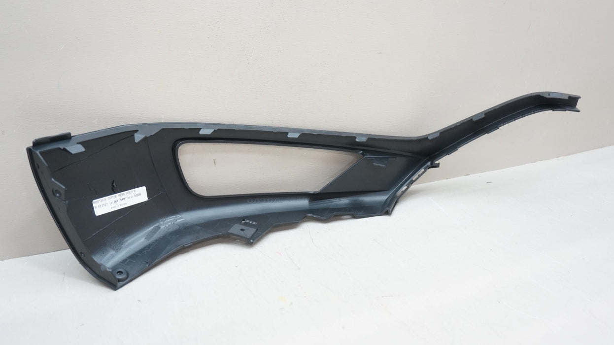 2016-2019 VOLVO XC90 FRONT LEFT LOWER BUMPER TRIM MOLDING OEM 39829880