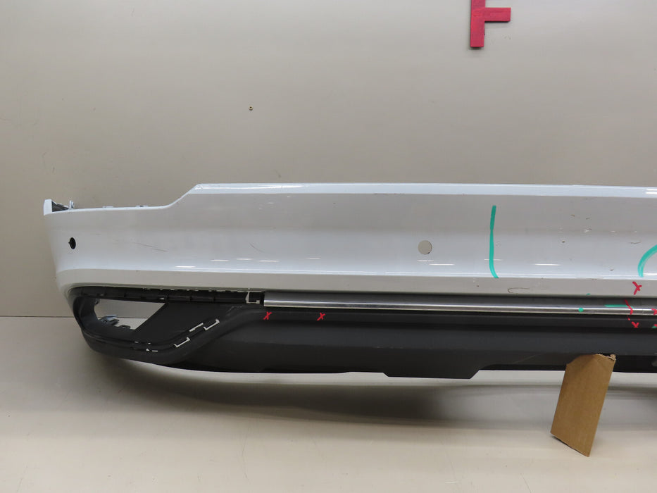 2019-2020 AUDI Q8 REAR MIDDLE/LOWER BUMPER COVER 4M8807527B OEM
