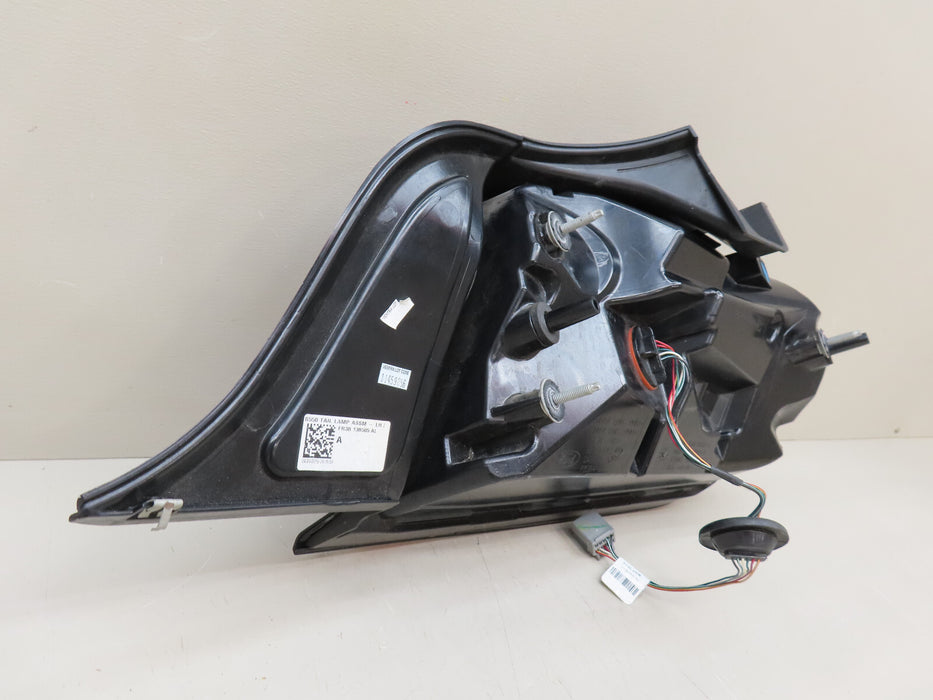 2015-2017 FORD MUSTANG LEFT DRIVER TAIL LIGHT LAMP LED OEM