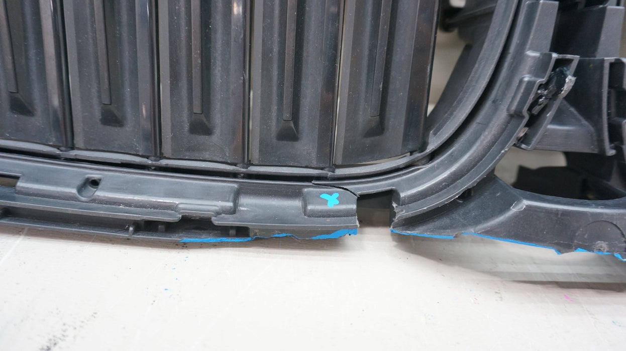 2016-2019 BMW 740 750 FRONT GRILLE SHUTTER OEM 51131-87156
