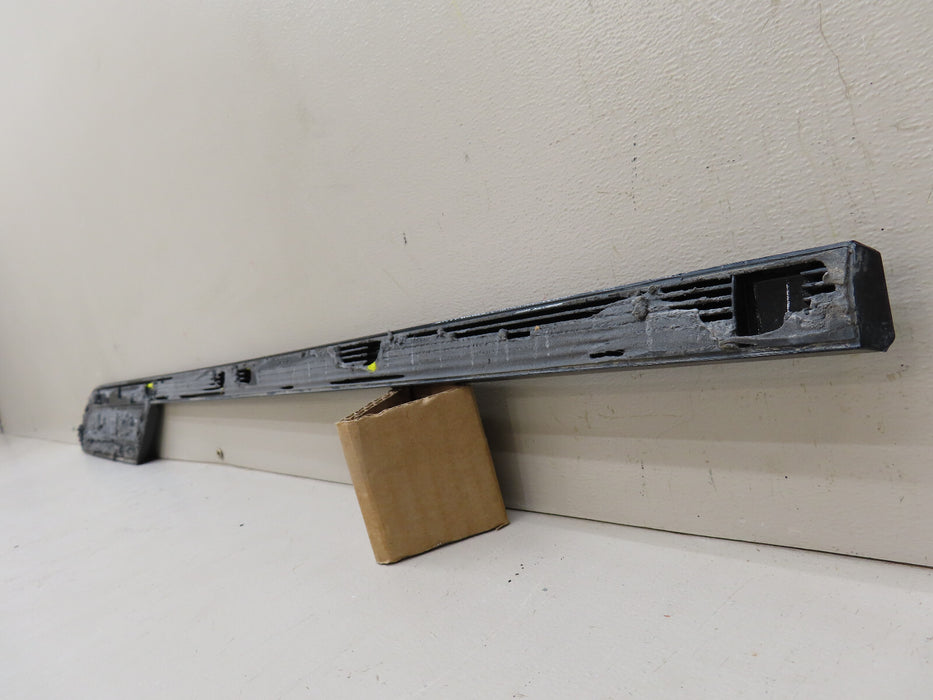 2022-2023 TOYOTA TUNDRA PLATINUM FRONT RIGHT PASSENGER SIDE DOOR MOLDING OEM
