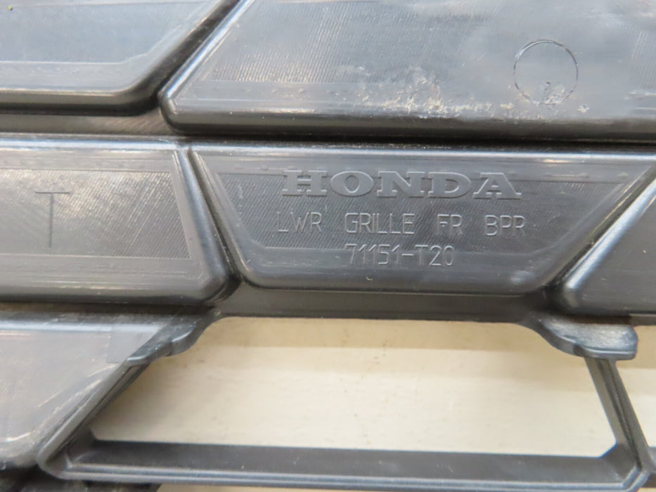 2022 HONDA CIVIC SEDAN FRONT LOWER BUMPER CENTER GRILLE GRILL OEM 71151-T20