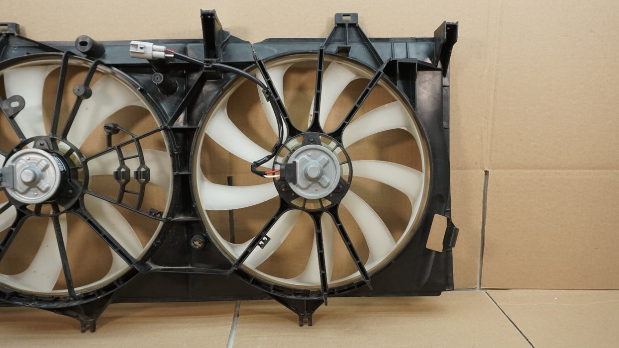 2012-2017 TOYOTA CAMRY SEDAN ENGINE RADIATOR COOLING FAN MOTOR SHROUD BLADE OEM