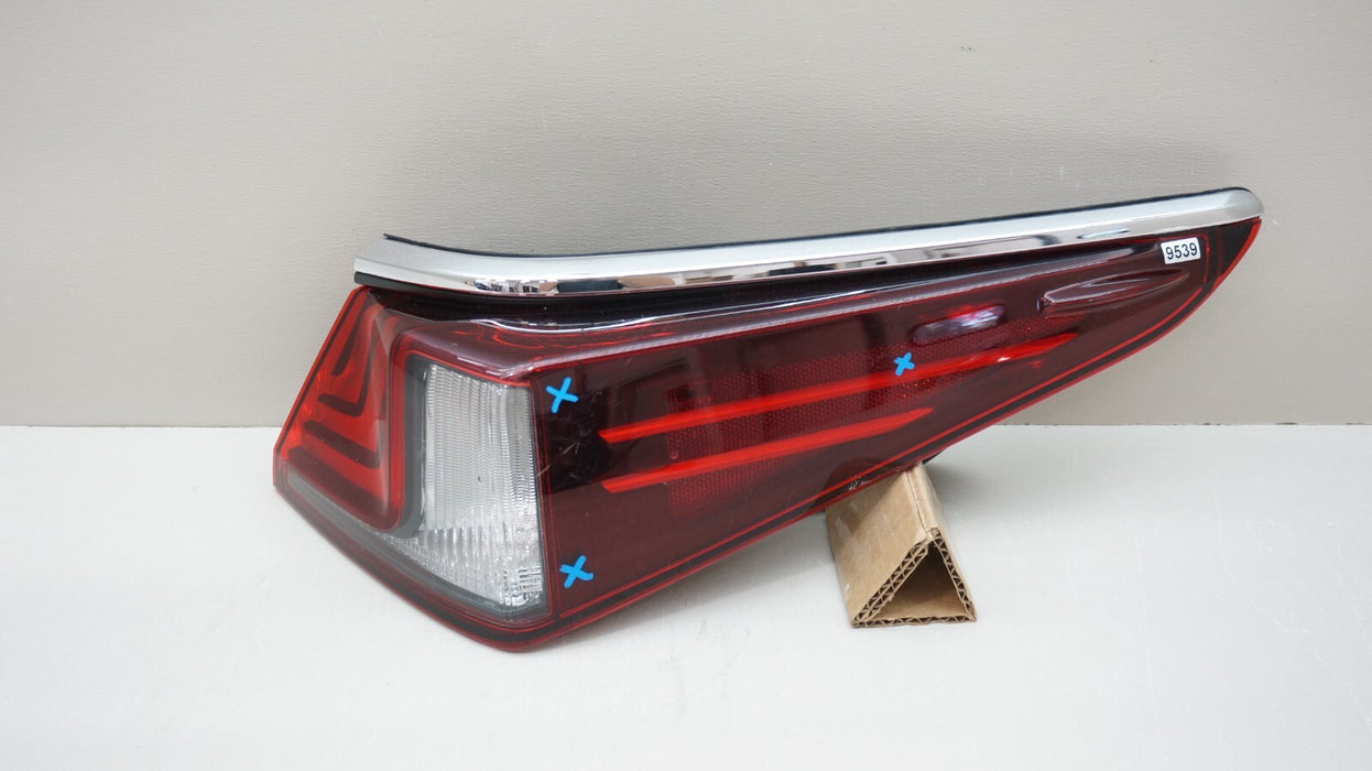 2019-2023 LEXUS ES350 ES300H REAR RIGHT LED TAIL LIGHT OEM