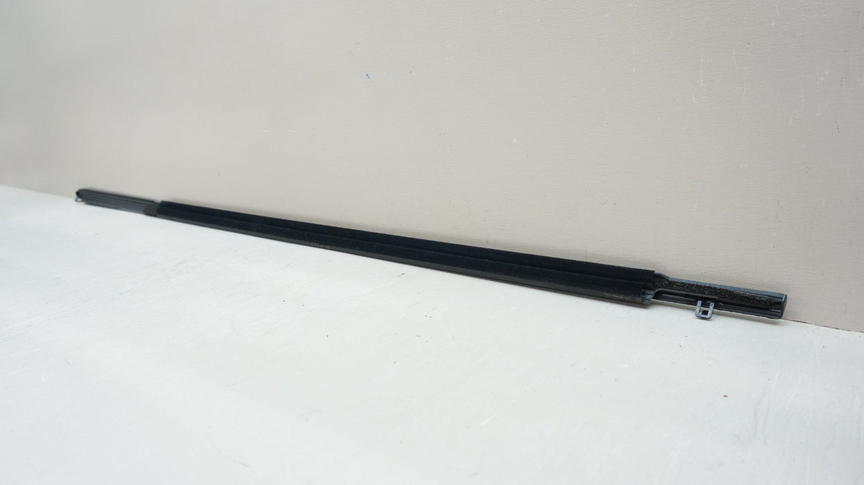 2016-2022 LEXUS RX350 RX450H FRONT RIGHT DOOR BELT MOLDING OEM 75710-0E090