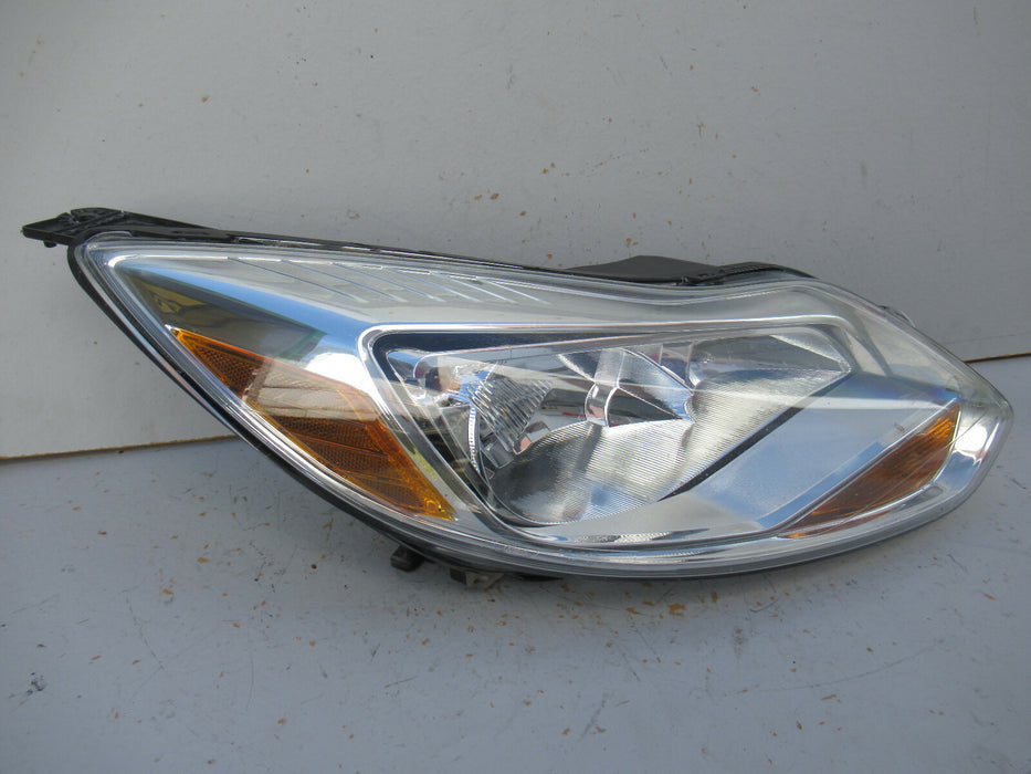 2012 2013 2014 FORD FOCUS RIGHT RH HEADLIGHT LAMP OEM