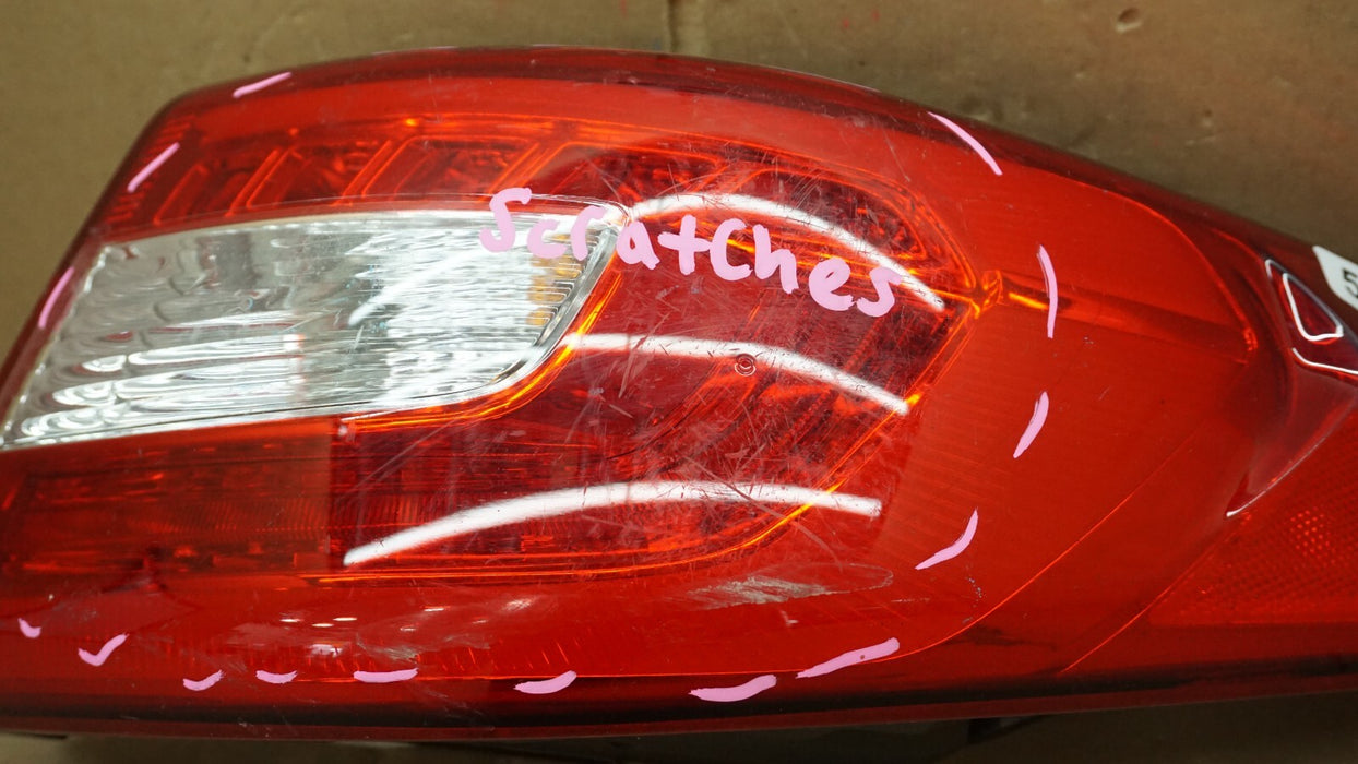 2015-2017 HYUNDAI SONATA REAR LEFT DRIVER SIDE TAIL LIGHT HALOGEN OEM 15 16 17