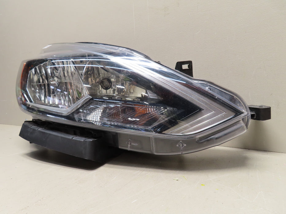 2016 2017 2018 2019 NISSAN SENTRA RIGHT PASSENGER HEADLIGHT HALOGEN OEM