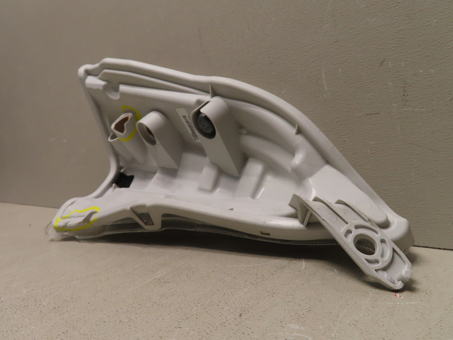 13-17 NISSAN LEAF FRONT LEFT DRIVER SIDE MARKER FENDER MOUNTED OEM 26185 3NF0A