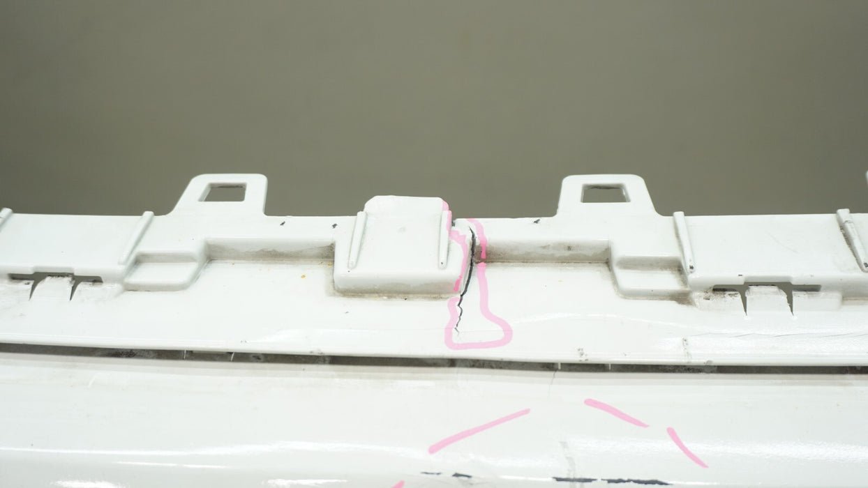 2022-2023 VOLKSWAGEN TIGUAN FRONT BUMPER COVER PANEL OEM 5NN807221B
