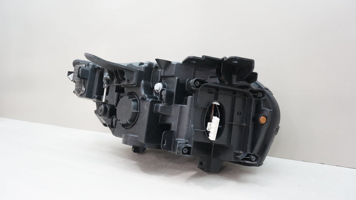2022-2025 GENESIS GV70 FRONT LEFT DRIVER SIDE LED HEADLIGHT OEM 92101-AR