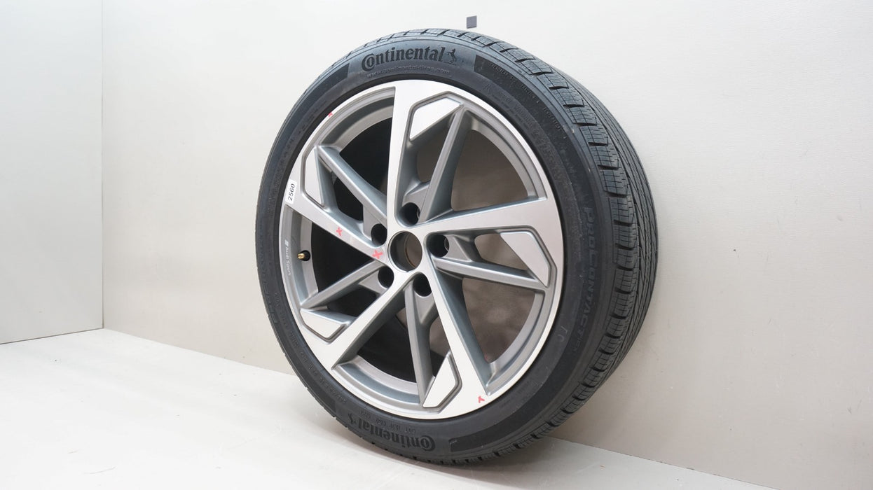 2021-2025 AUDI A4 S4 8X18 WHEEL RIM W/ TIRE 8W0601025EK OEM