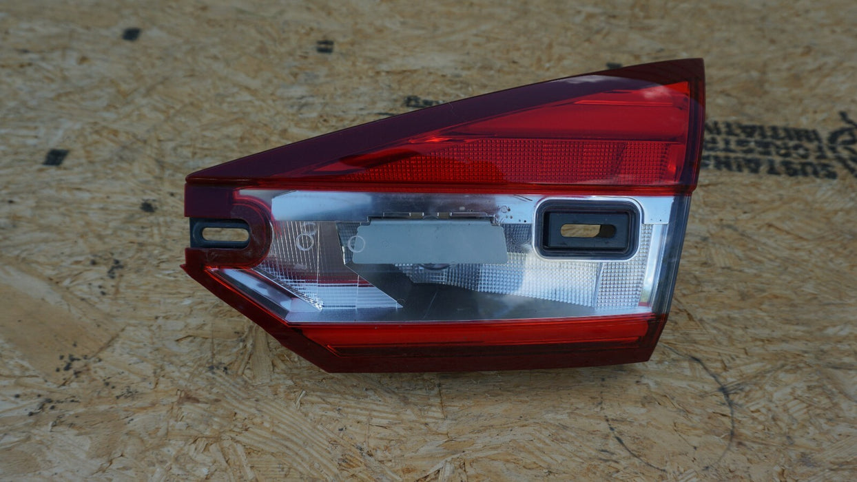 17 18 2017 2018 FORD FUSION RIGHT REAR TRUNK LID INNER TAILLIGHT OEM