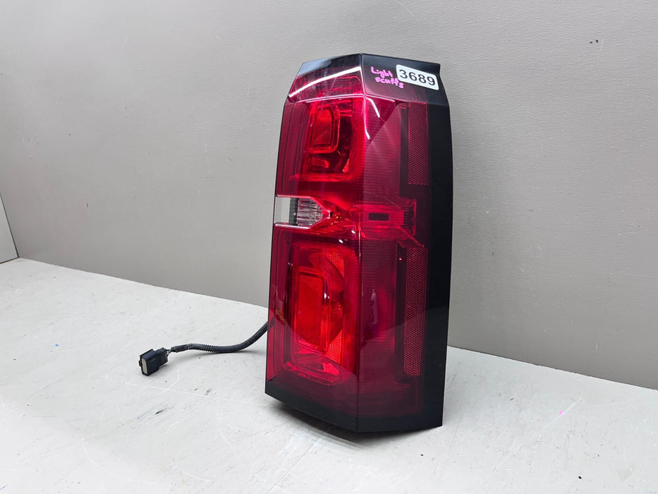 2015-2020 CHEVROLET TAHOE SUBURBAN RH PASSENGER RIGHT TAILLIGHT OEM