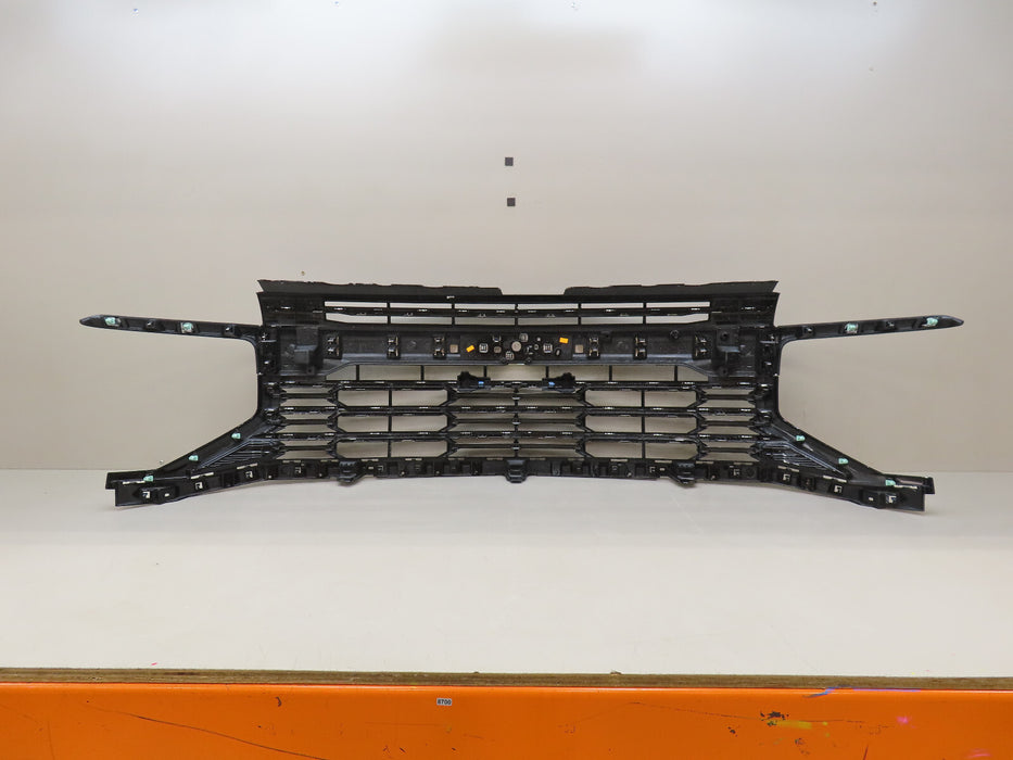 2025 CHEVROLET TAHOE/ SUBURBAN FRONT RADIATOR GRILL GRILLE OEM