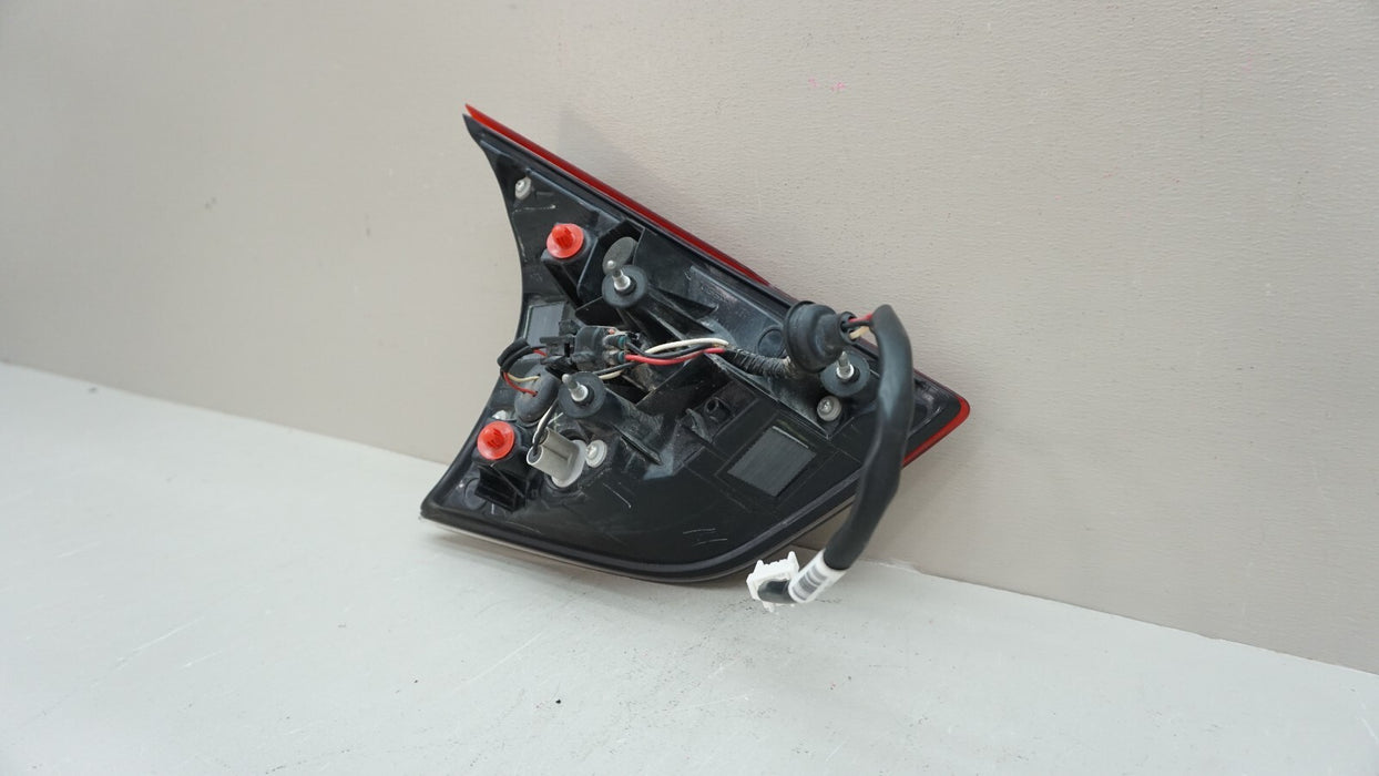 2017-2019 NISSAN ROGUE REAR RIGHT PASSENGER SIDE INNER TAIL LIGHT OEM 17 18 19