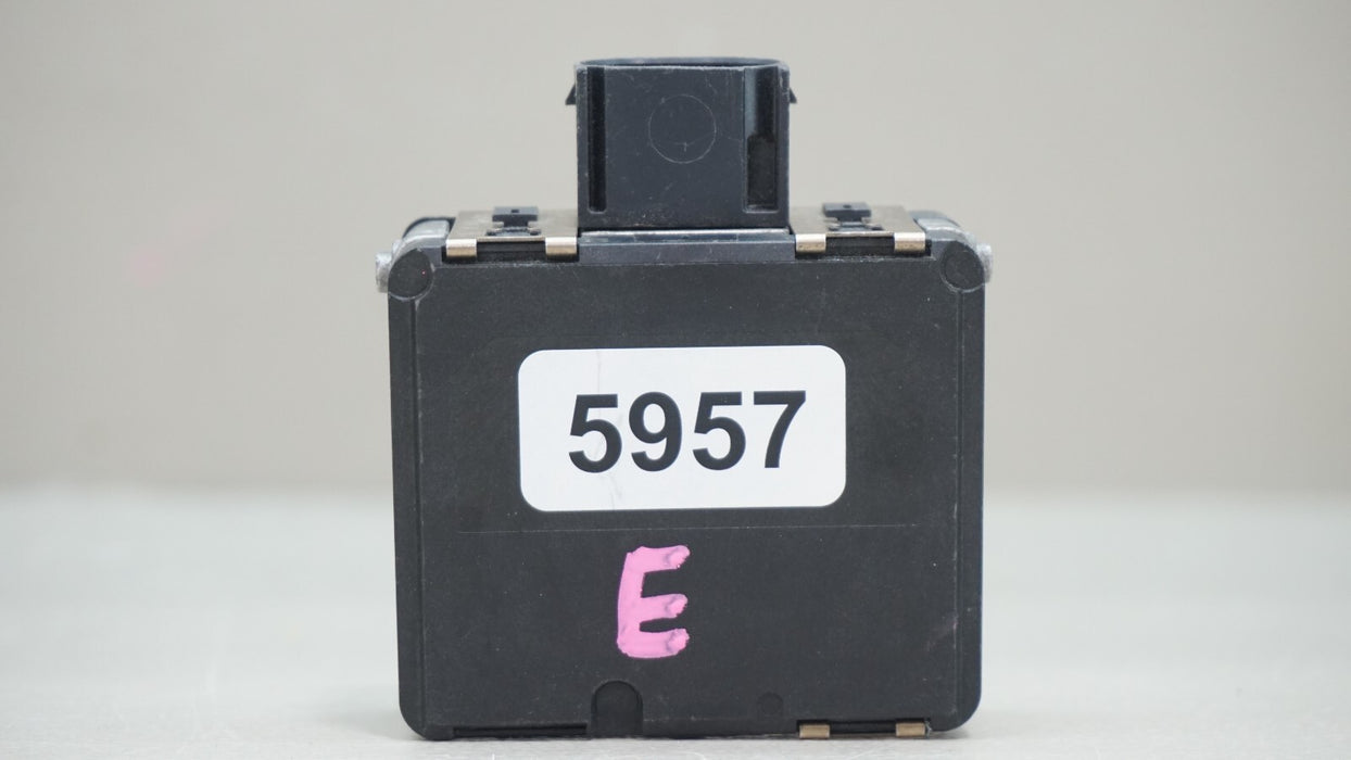 2019-2021 MERCEDES CLA C CLASS BLIND SPOT RADAR SENSOR MODULE OEM 0203302029