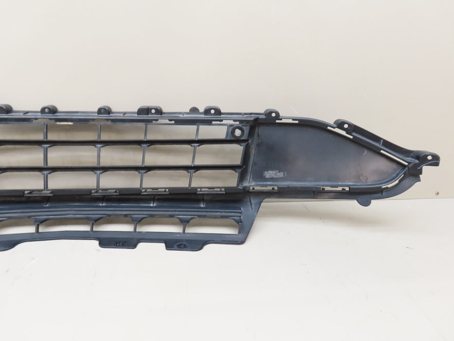 2018-2020 CHEVROLET TRAVERSE FRONT LOWER BUMPER GRILL GRILLE COVER OEM 84402021