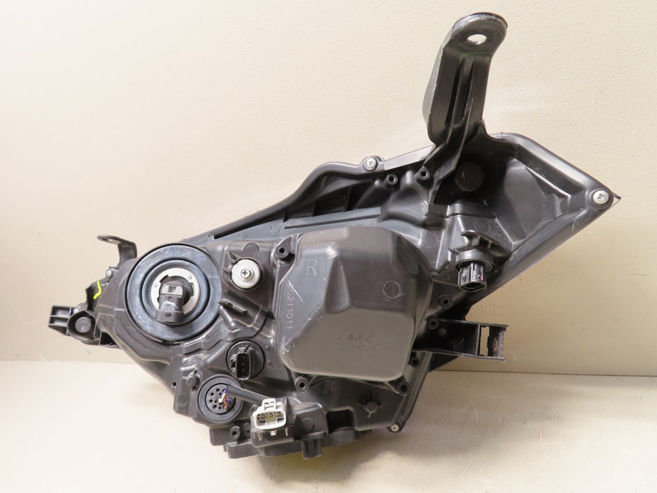 2014-2016 TOYOTA COROLLA FRONT RIGHT SIDE HEADLIGHT LAMP