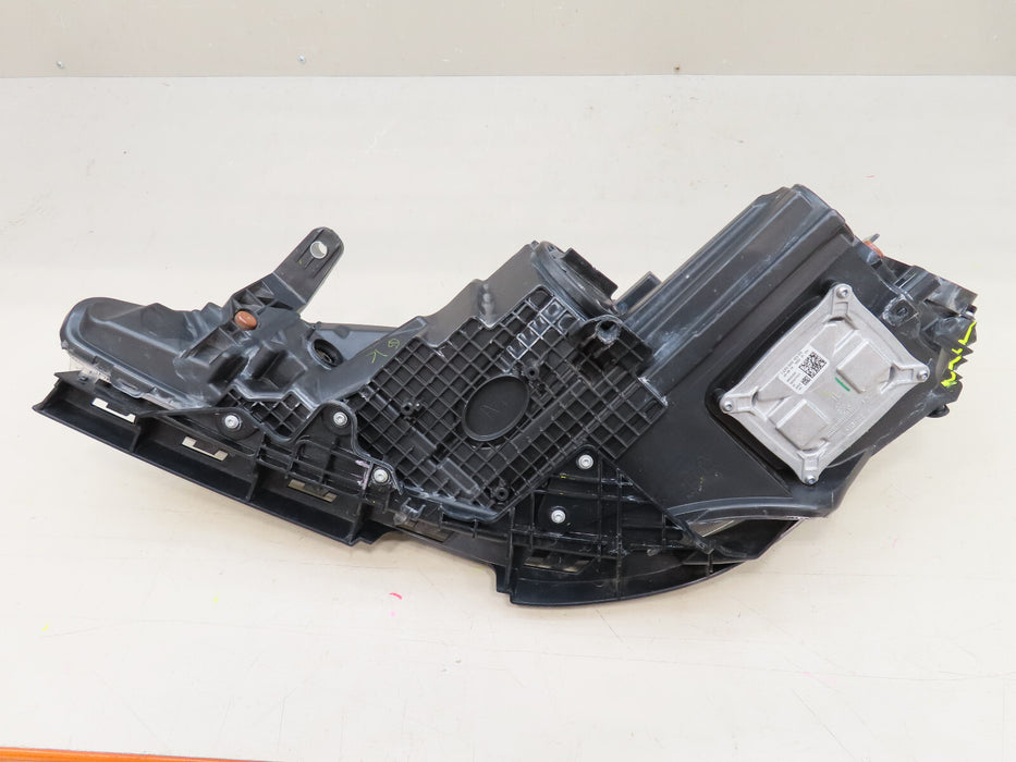 2017-2020 CHRYSLER PACIFICA FRONT RIGHT PASSENGER HEADLIGHT XENON HID OEM