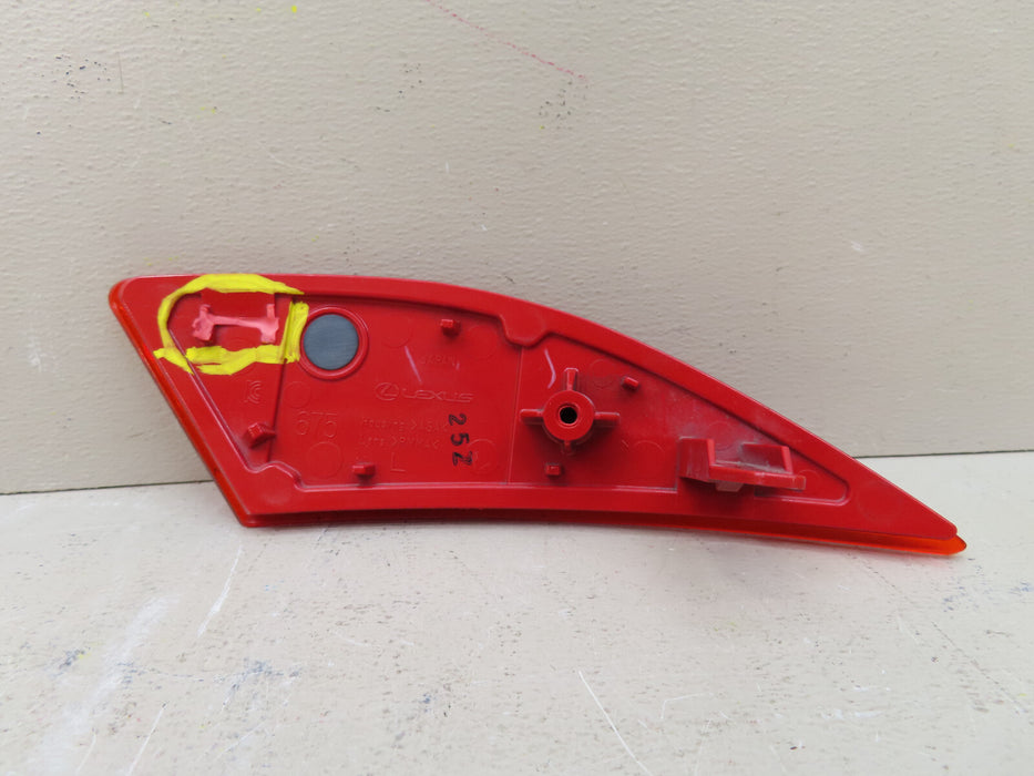 2014-2018 LEXUS IS250 IS350 IS200T REAR LEFT DRIVER BUMPER REFLECTOR OEM
