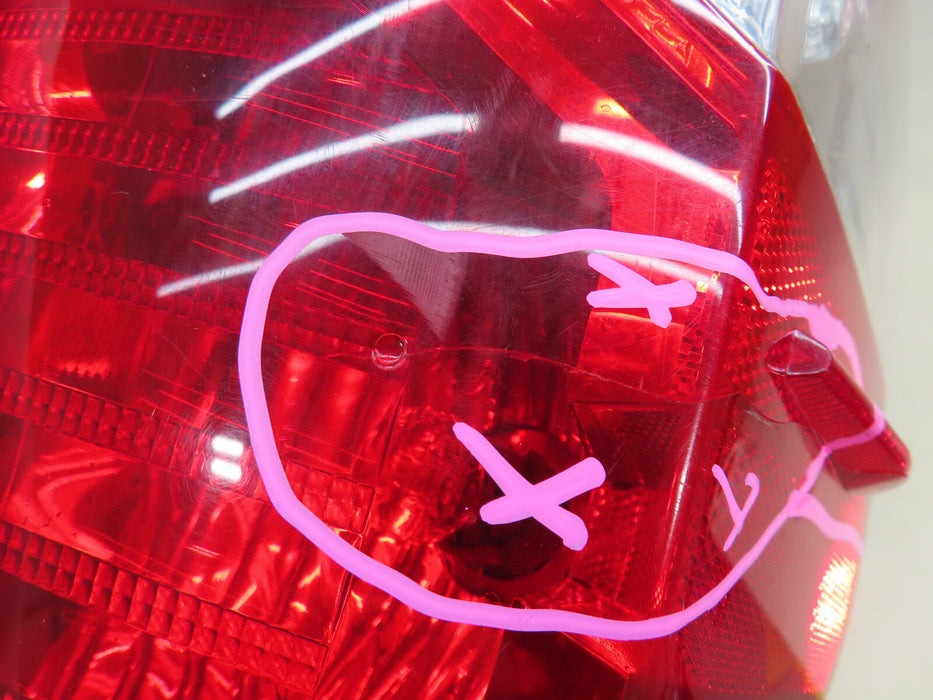2014-2020 TOYOTA TUNDRA REAR RIGHT PASSENGER SIDE TAIL LIGHT HALOGEN OEM