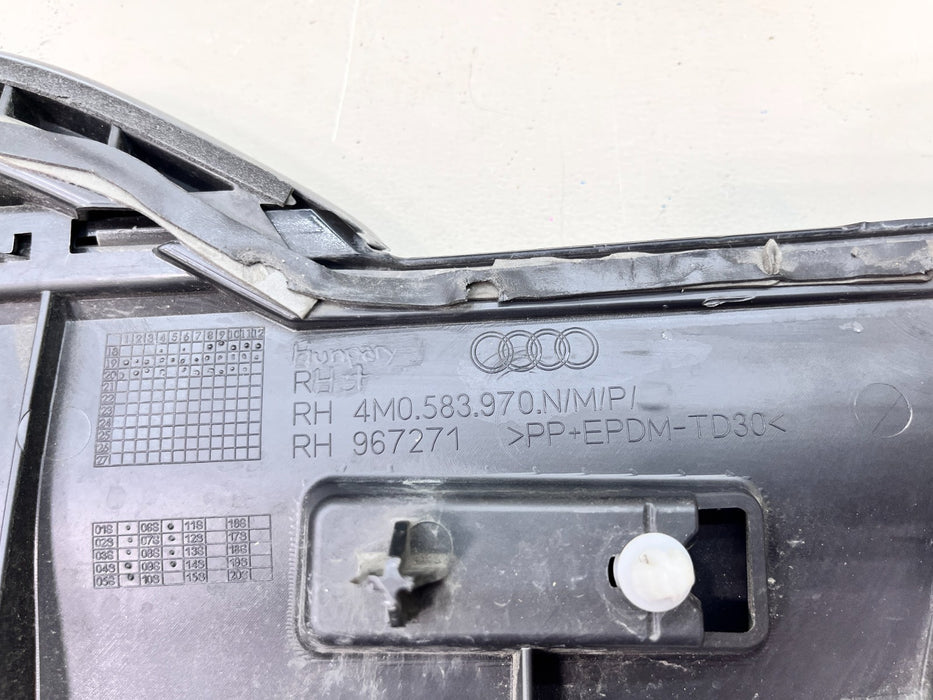 2017-2023 AUDI Q7 SQ7 RH REAR DOOR LOWER MOLDING TRIM 4M0.583.970.N OEM