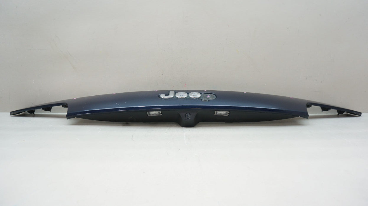 2014-2021 JEEP GRAND CHEROKEE REAR LIFTGATE MOLDING W/ CAMERA 1WD55TRMAD OEM