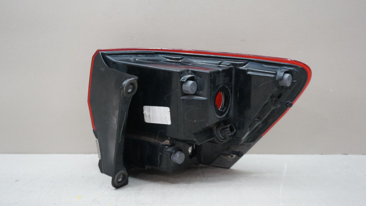 2014-2021 JEEP GRAND CHEROKEE REAR LEFT DRIVER SIDE OUTER TAIL LIGHT OEM