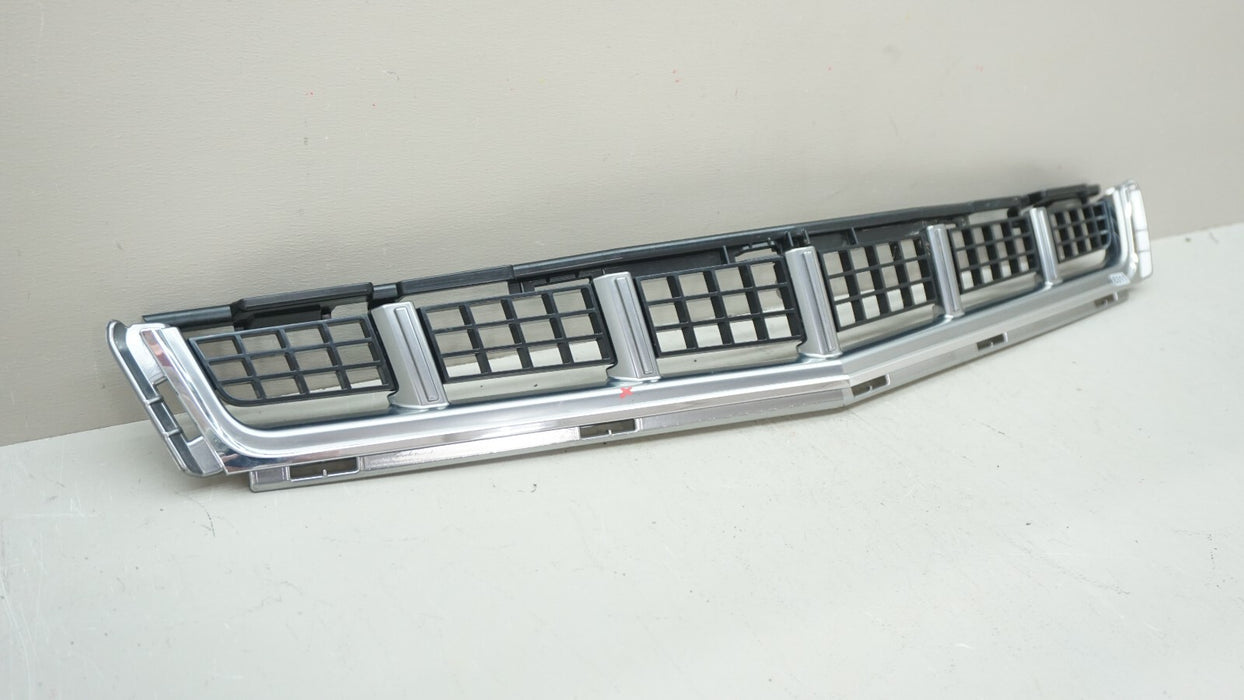 2008-2013 CADILLAC CTS FRONT LOWER GRILLE GRILL 20995562 OEM