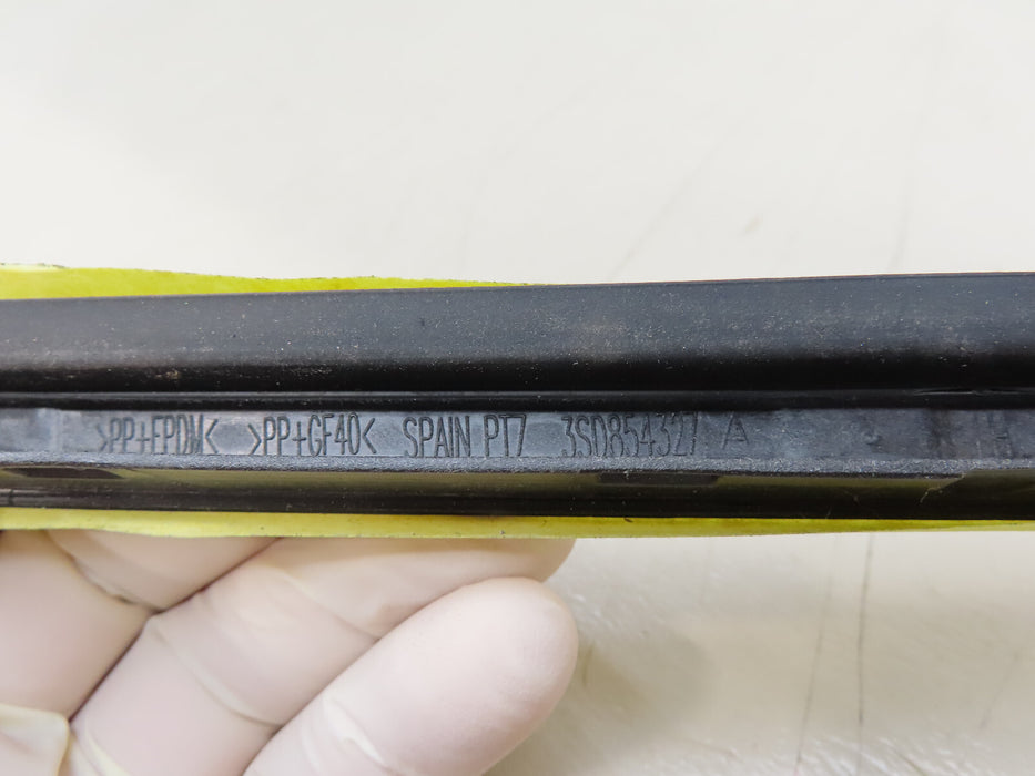 2019-2024 BENTLEY CONTINENTAL GTC RIGHT SIDE EXTERIOR WINDOW SEAL OEM