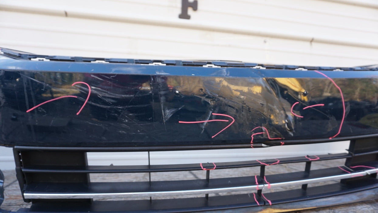 2016-2019 VOLKSWAGEN PASSAT FRONT BUMPER COVER OEM 16 17 18 19
