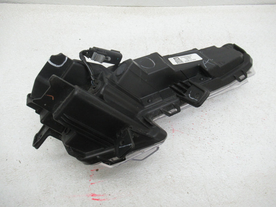 2016-2018 CHEVROLET MALIBU FRONT LEFT DRIVER SIDE FOG LIGHT LAMP LENS LED OEM