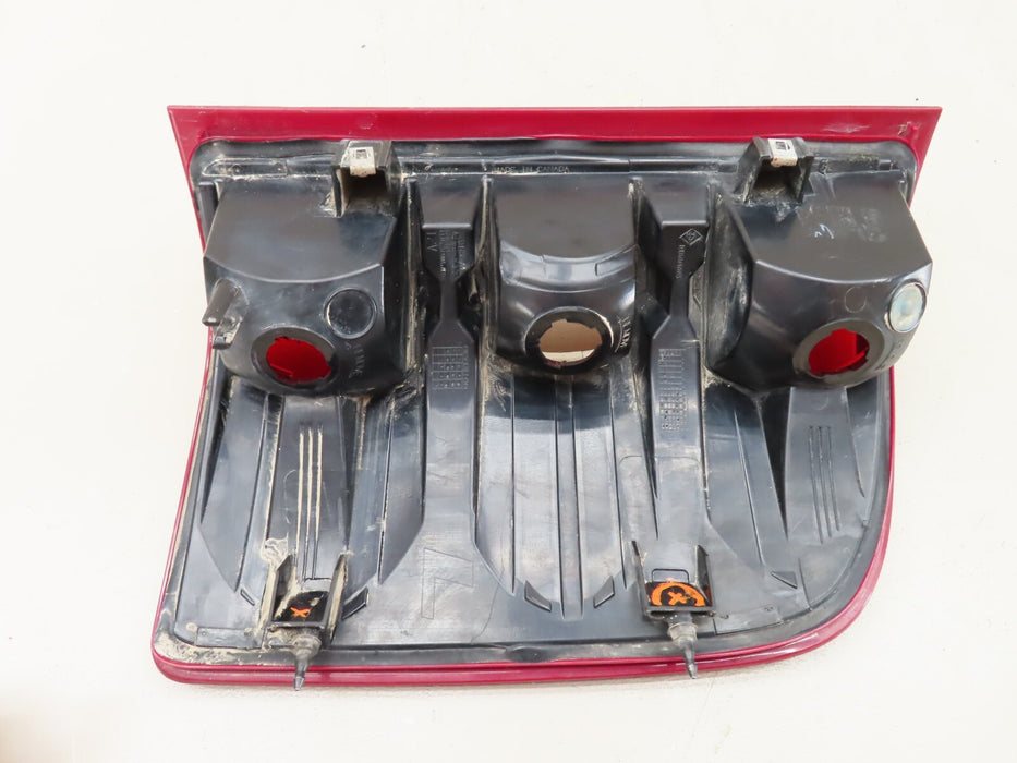 2007-2013 CHEVROLET SILVERADO 1500 REAR LEFT DRIVER SIDE TAIL LIGHT TAILLAMP OEM