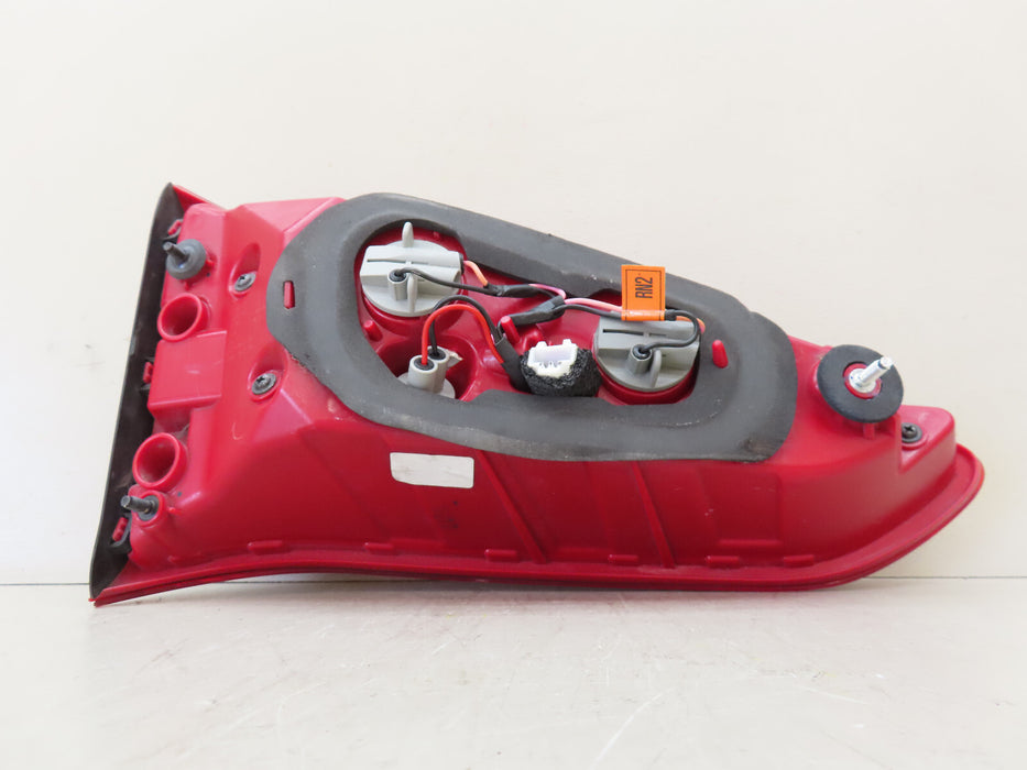 2016 2017 2018 HYUNDAI TUCSON REAR RIGHT PASSENGER TAIL LIGHT INNER OEM