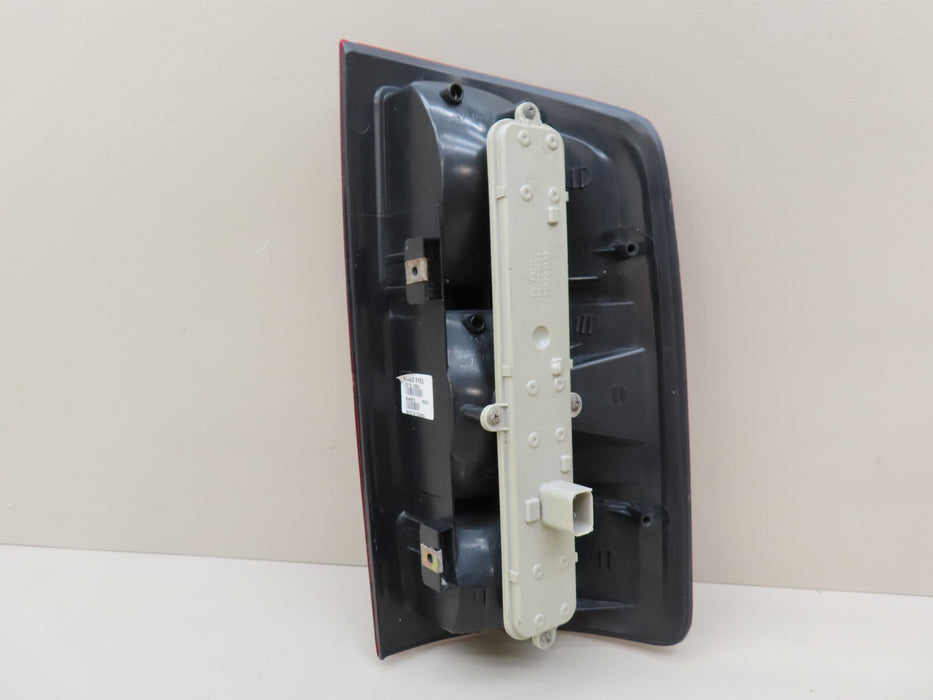 2002-2006 DODGE RAM 1500 LEFT DRIVER SIDE TAIL LIGHT  AFTERMARKET