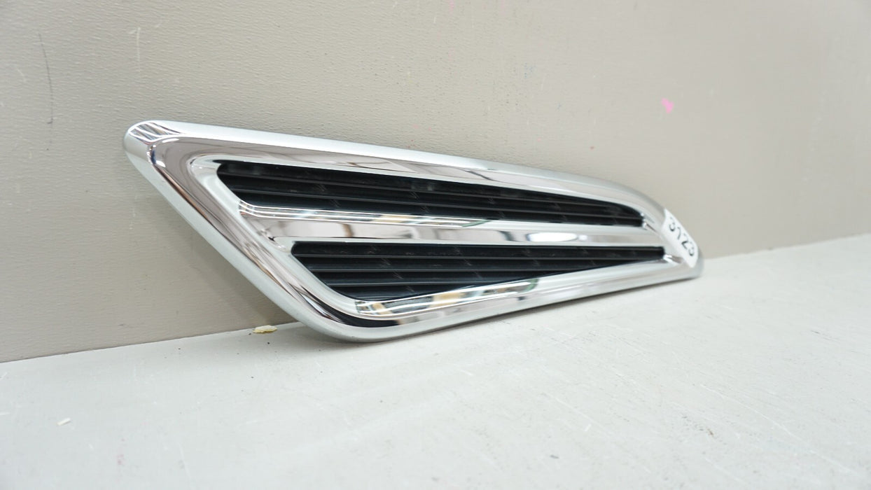 2017-2024 NISSAN AMRADA FRONT RIGHT SIDE FENDER AIR VENT OEM 63829-1LA0A