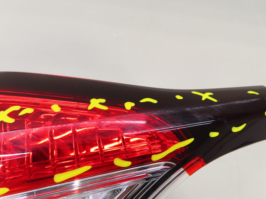 2020 2021 2022 TOYOTA COROLLA REAR LEFT DRIVER SIDE TAIL LIGHT INNER OEM