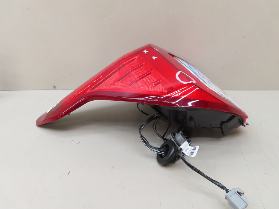 2020-2022 FORD EXPLORER REAR LEFT DRIVER SIDE TAIL LIGHT OEM LB5B-17405