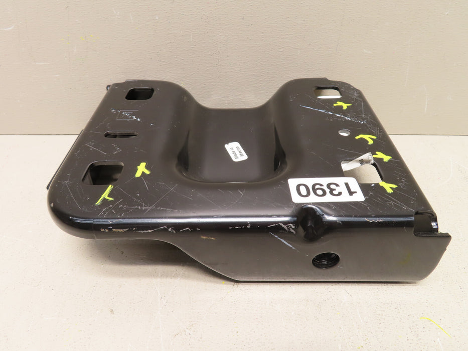 2020 2021 GMC SIERRA 2500 HD LEFT DRIVER SIDE FRONT SUPPORT BRACKET 84568470