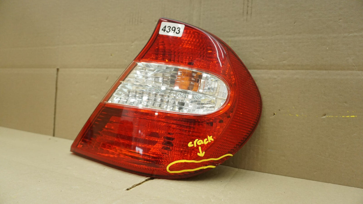 2002-2004 TOYOTA CAMRY RIGHT PASSENGER SIDE TAIL LIGHT HALOGEN OEM 02 03 04
