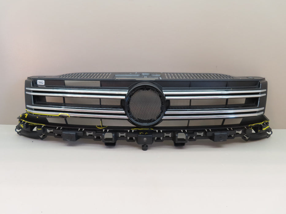 2012-2017 VOLKSWAGEN TIGUAN FRONT RADIATOR GRILLE GRILL OEM