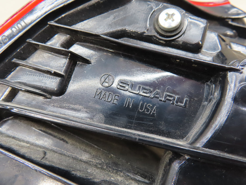 2010-2014 SUBARU LEGACY OUTBACK LEFT DRIVER SIDE TAIL LIGHT OEM