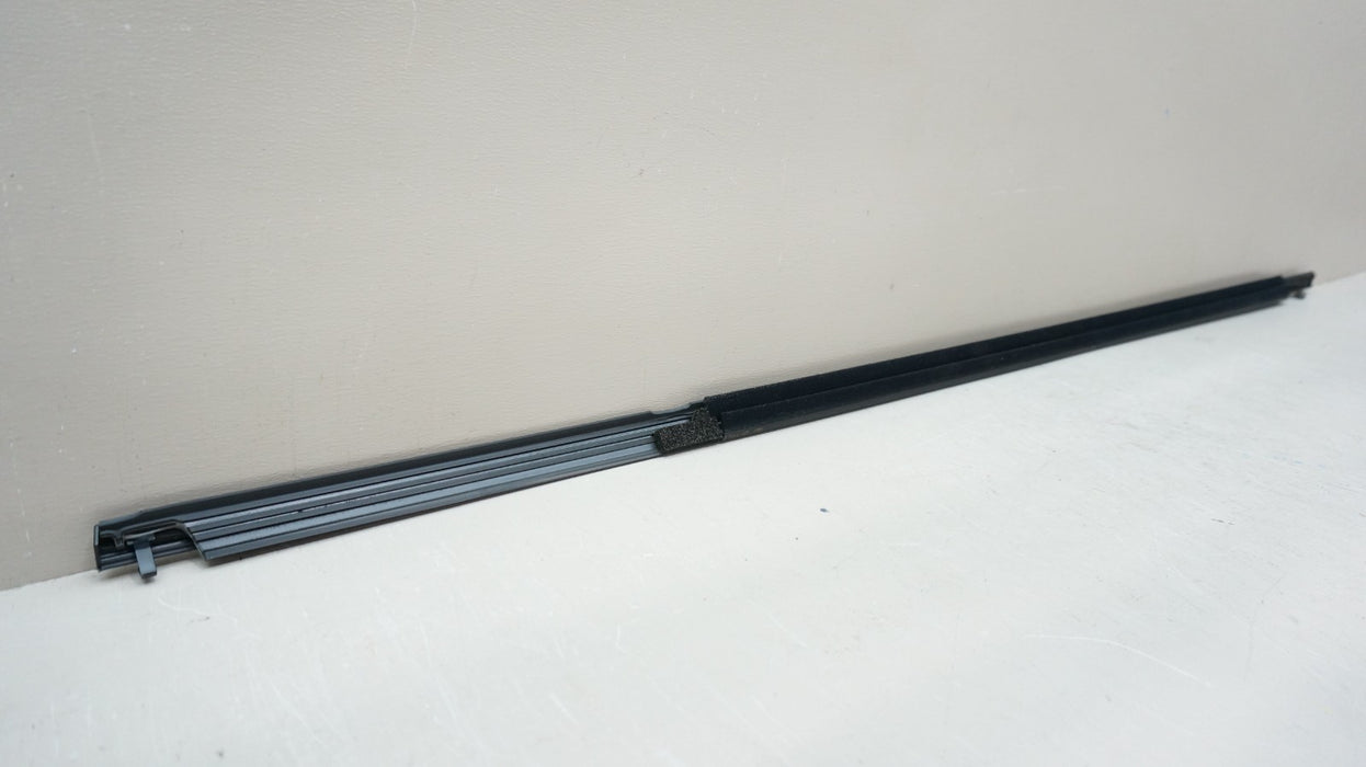 2016-2022 LEXUS RX350 RX450H FRONT RIGHT DOOR BELT MOLDING OEM 75710-0E090