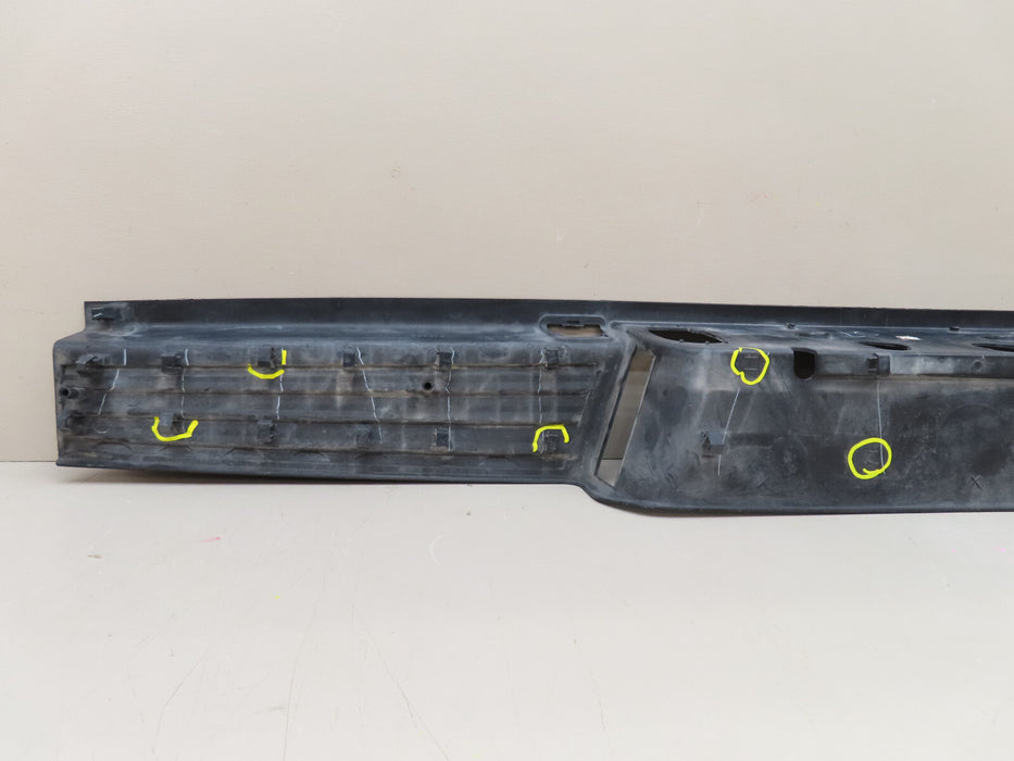 2019-2024 RAM 1500 REAR STEP PAD TRIM OEM 68299105