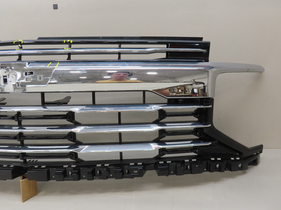2025 CHEVROLET TAHOE/ SUBURBAN FRONT RADIATOR GRILL GRILLE OEM