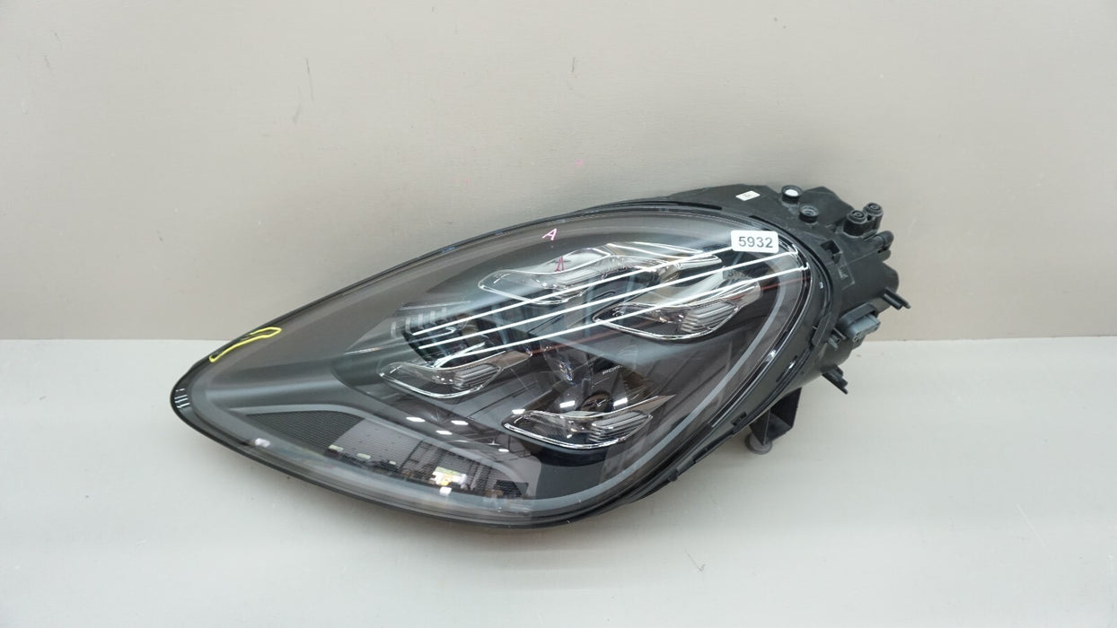 2019-2022 PORSCHE CAYENNE TURBO GTS FRONT LEFT SIDE HEADLIGHT OEM 9Y0941035K