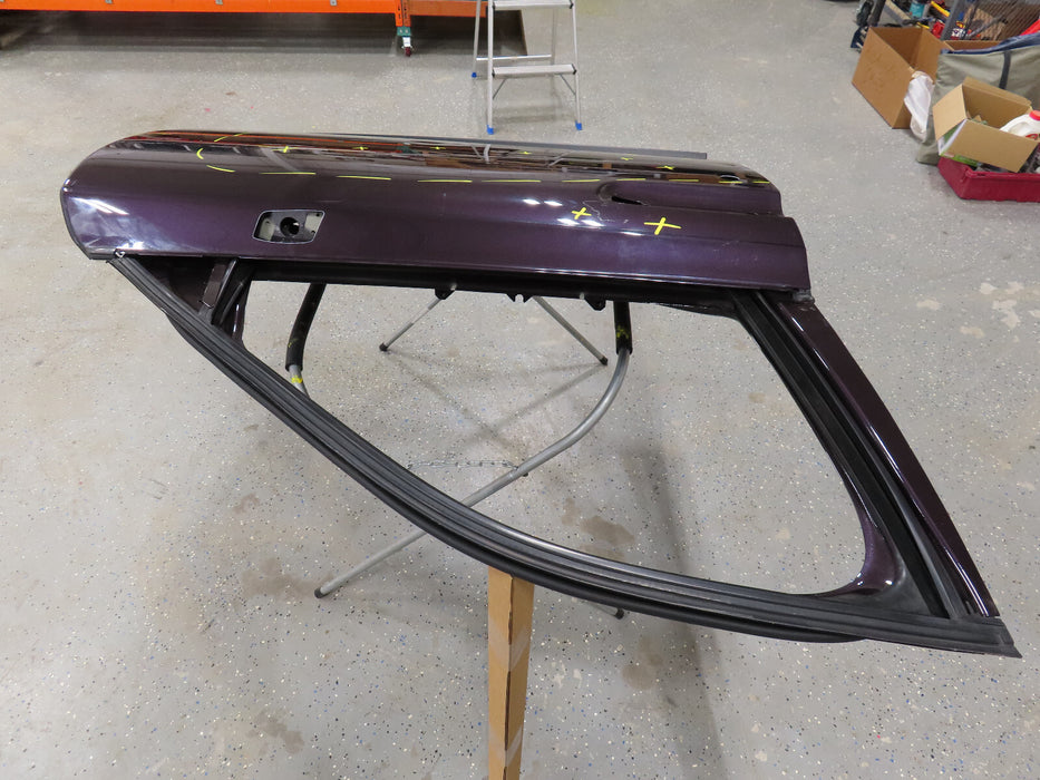 2019-2023 ROLLS-ROYCE CULLINAN FRONT RIGHT PASSENGER DOOR PANEL OEM