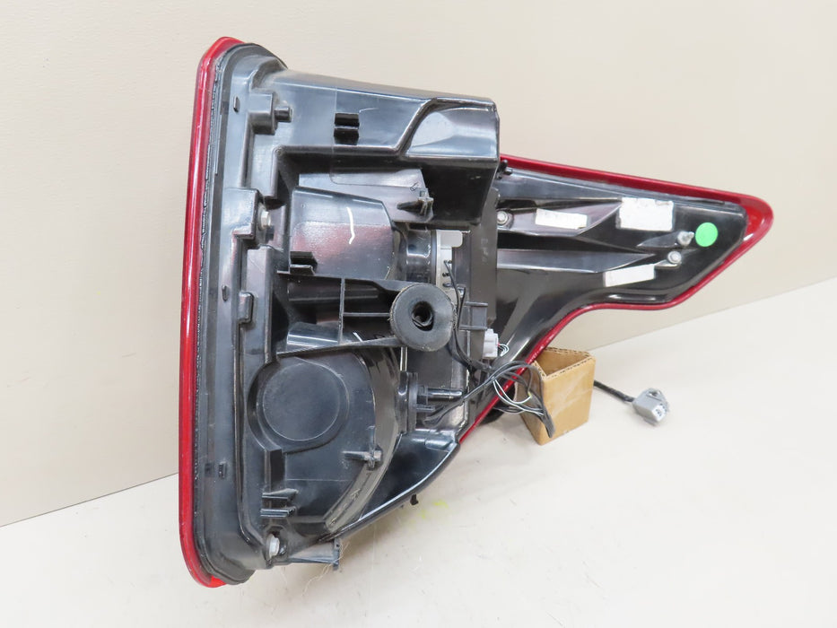 2020-2023 FORD EXPLORER REAR LEFT DRIVER SIDE TAIL LIGHT OEM